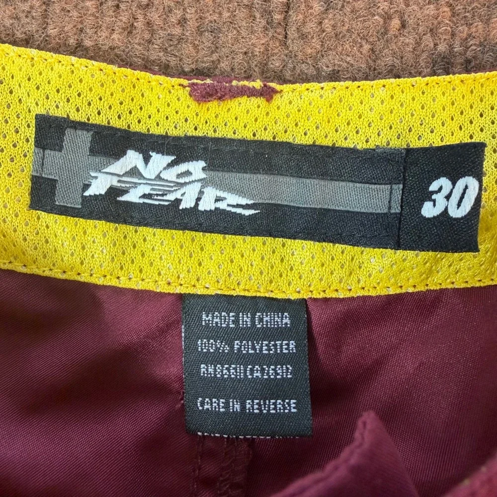 A+ VTG No Fear Blade Cargo Shorts Mens 30 Burgundy Maroon Yellow Mesh Lining NWT